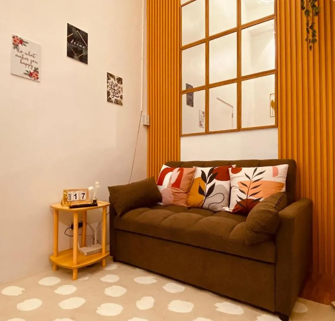 Cozyspaciousloft Near Mrt Manila