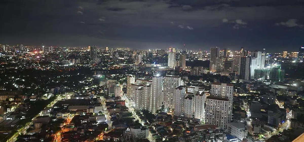 Cozyspaciousloft Near Mrt Manila