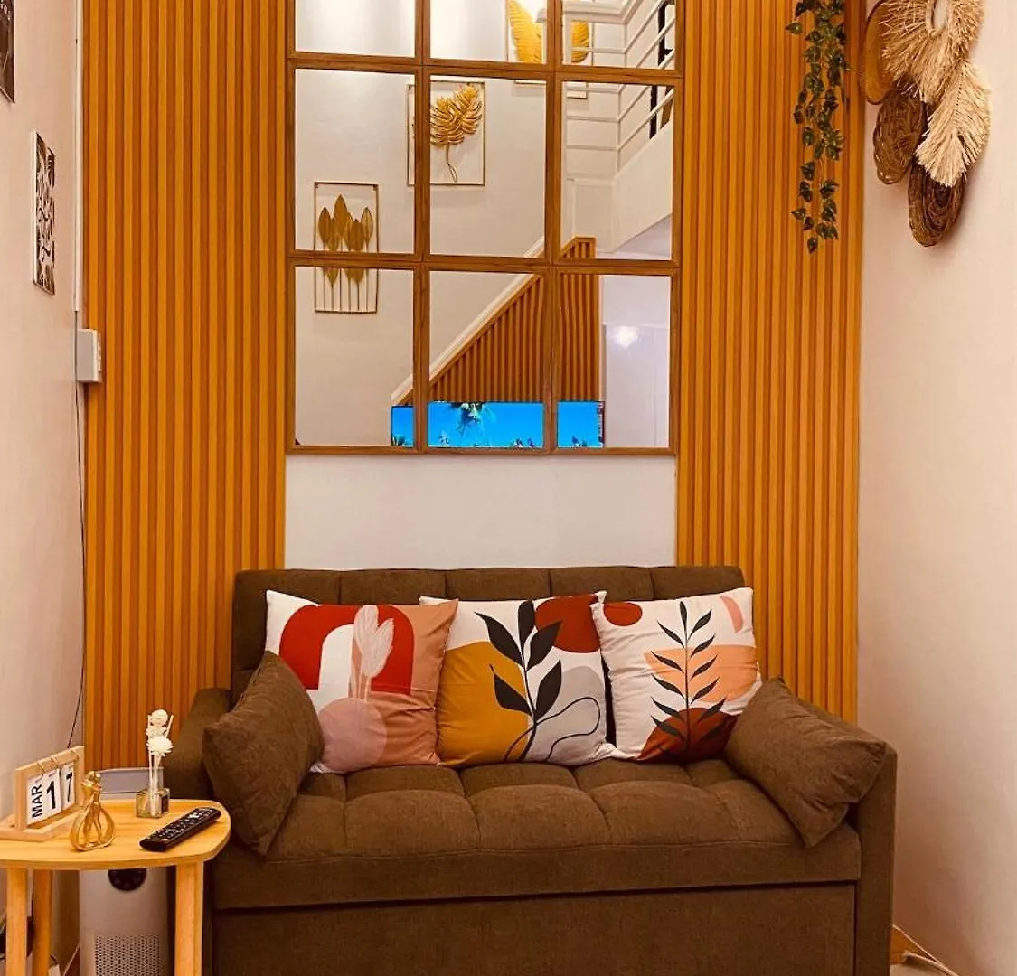 Cozyspaciousloft Near Mrt Manila