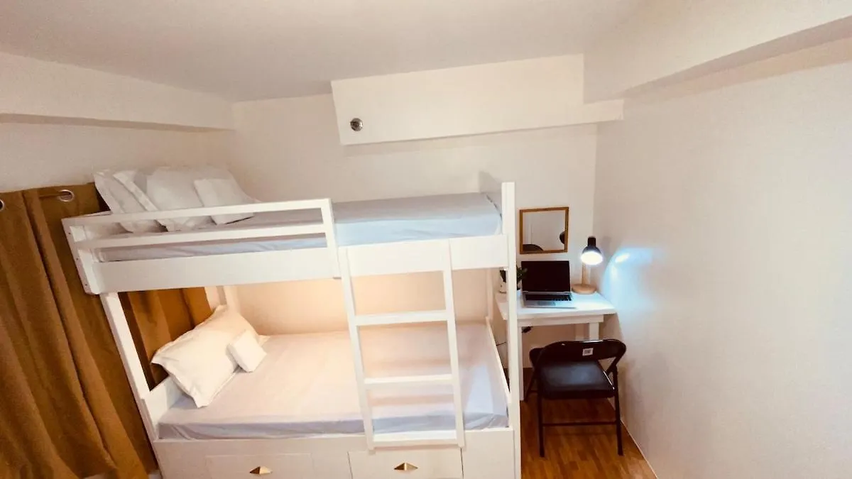 Cozyspaciousloft Near Mrt Manila 0*,  Philippines