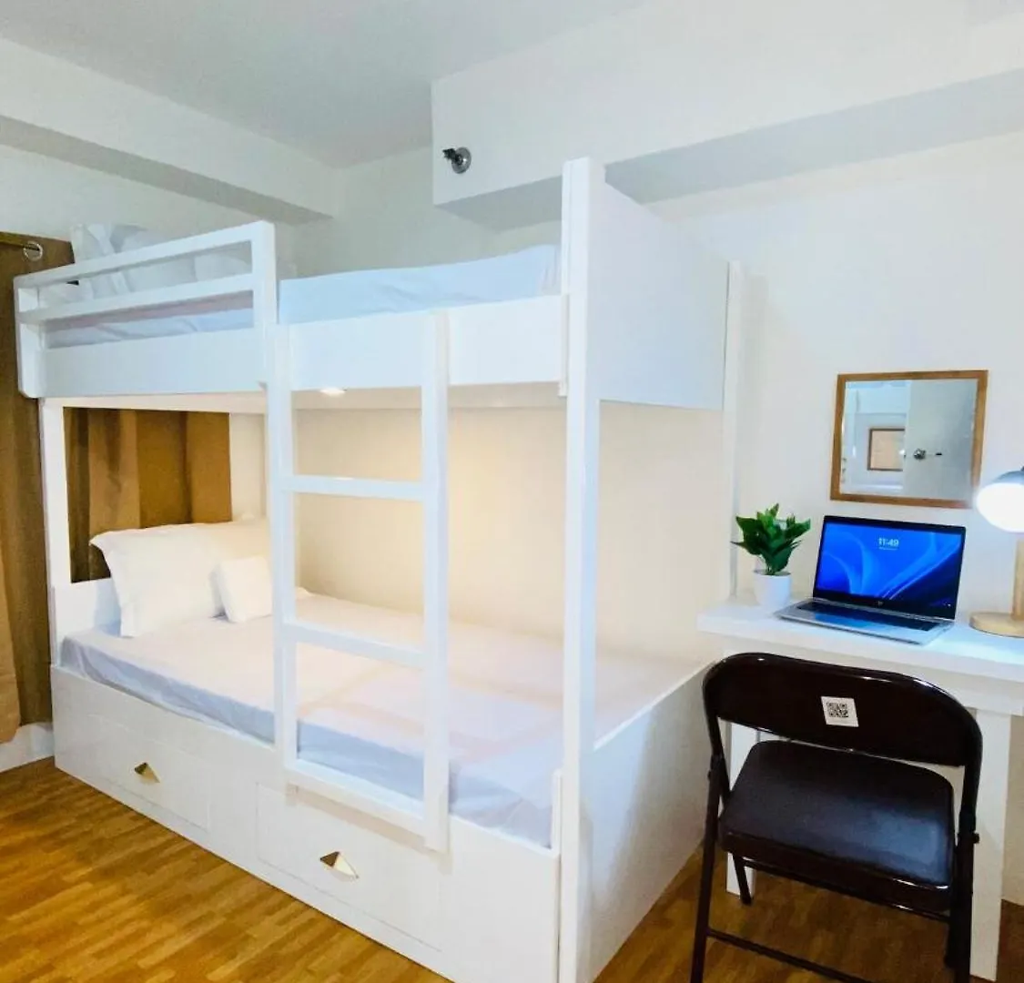 Cozyspaciousloft Near Mrt Manila Apartment